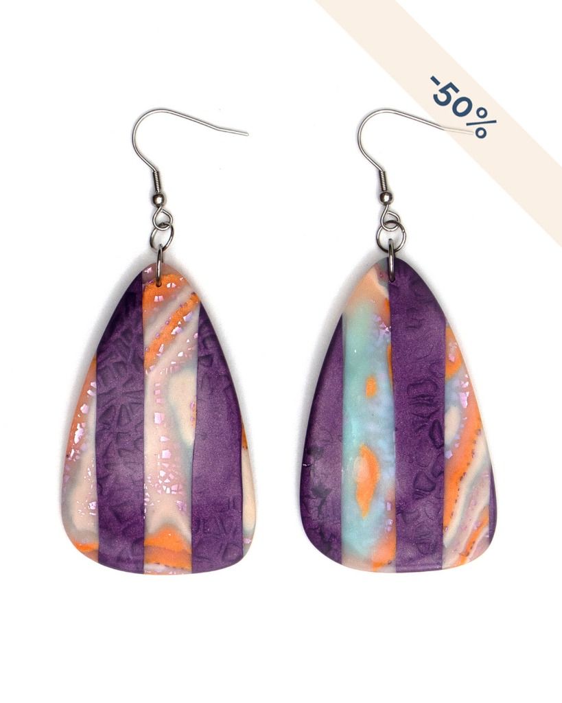 Très grandes boucles d'oreilles triangle arrondi en destockage - collection Imitation