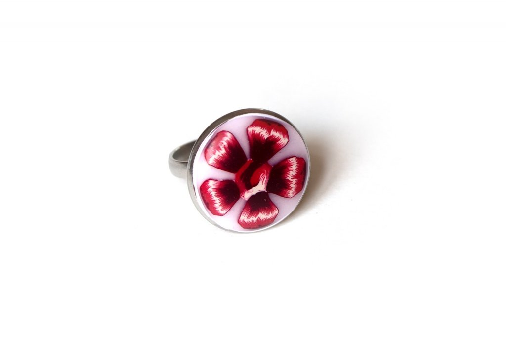 Grande bague réglable ronde fleurs rouges - collection Nature - Disponible