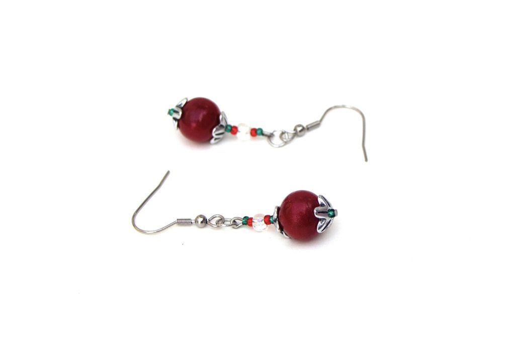 Boucles d'oreilles boules rouge pailleté acier inoxydable - Collection Simplicité - Prix 18€