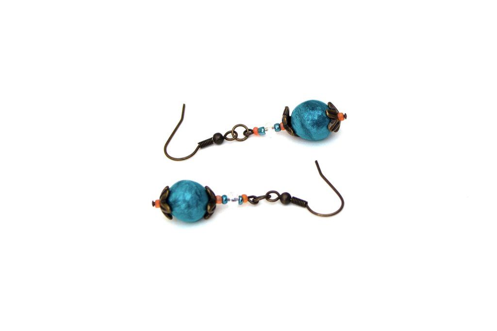 Boucles d'oreilles boules bleu turquoise laiton bronze - Collection Simplicité - Prix 18€