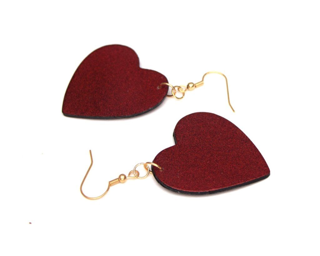 Boucles d'oreilles grands coeurs paillettes rouges - collection Couleurs Unies