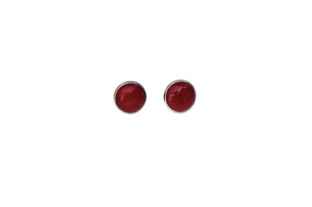 Boucles d'oreilles puces serties 10mm rouge pailleté en acier inoxydable