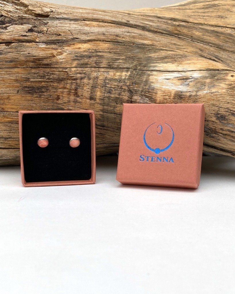 Boucles d'oreilles puces serties 6mm rose clair - Collection permanente