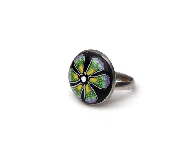 Bague en polymère unique et colorée - pièce unique