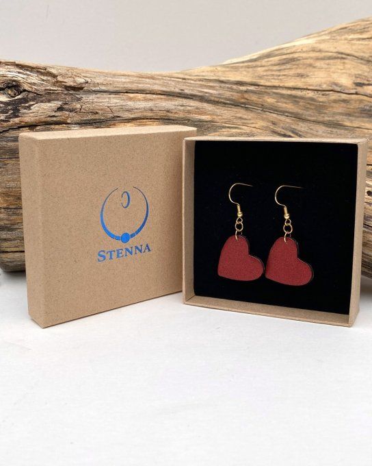 boucles oreilles coeurs rouges petits paillettes écrin