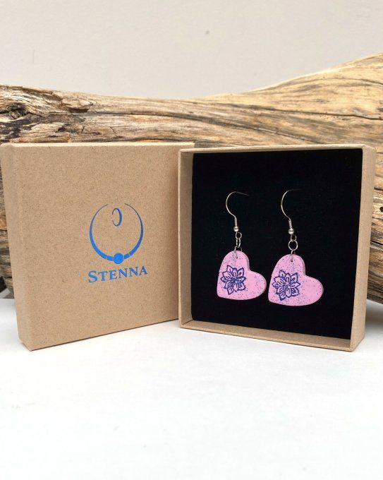 boucles oreilles roses coeur fin de série en promotion destockage des anciennes collection piece uni
