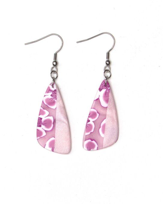 boucles oreilles triangle fleurs cerisier rose recto